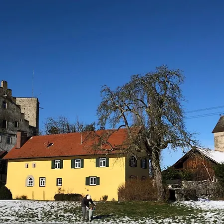 Urlaub In Der Burg Am Bodensee Apartamento *