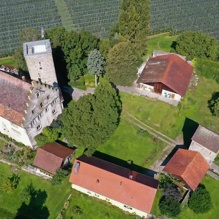 Urlaub In Der Burg Am Bodensee Apartment